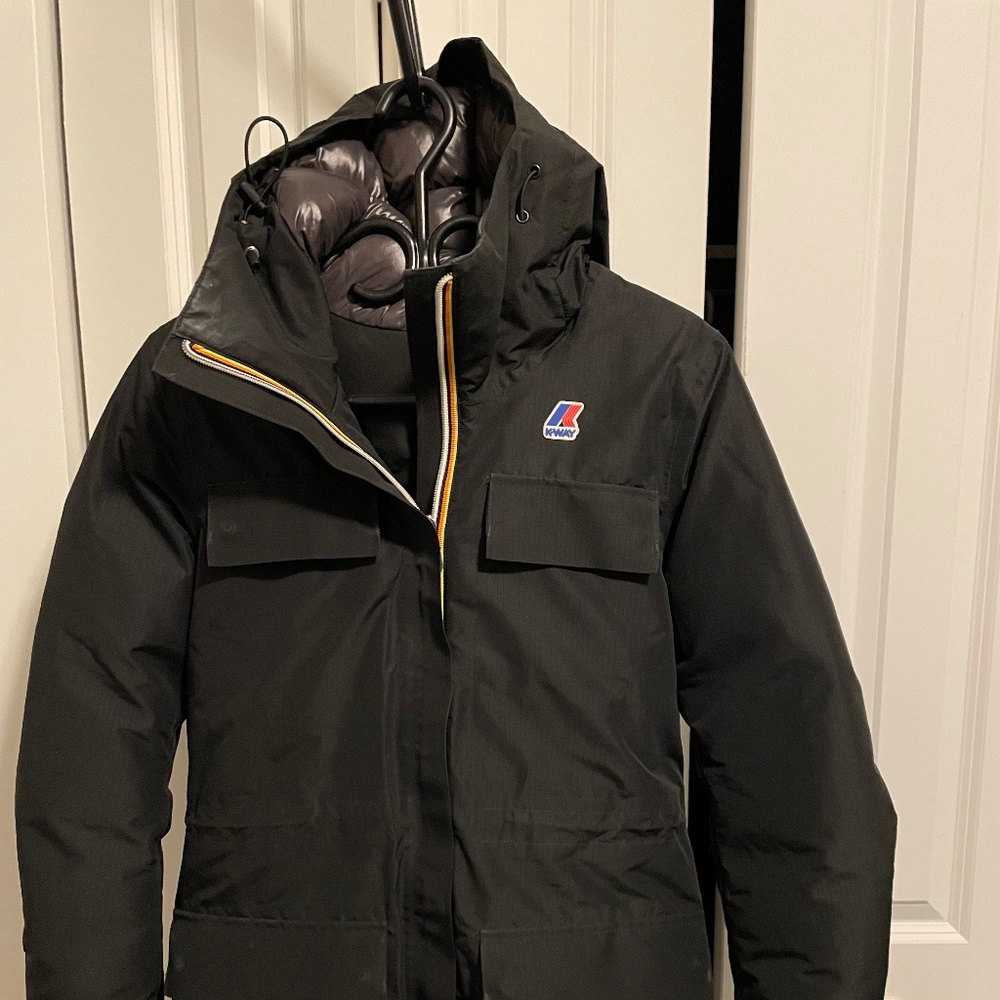 Kway winter coat with down insulation